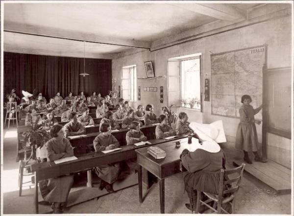 scuola di formazione delle filandiere