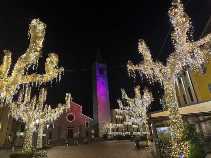 varenna_luci_liuminarie_natale_20251213_00004