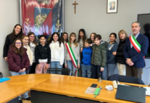 Vercurago. Prima seduta del Consiglio Comunale dei Ragazzi: presentato il Progetto Gentilezza