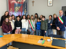 Vercurago. Prima seduta del Consiglio Comunale dei Ragazzi: presentato il Progetto Gentilezza
