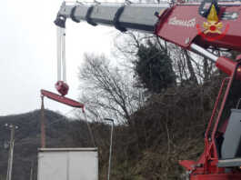 Incendi a canne fumarie e un incidente: pomeriggio inteso per i Vigili del Fuoco Vigili del Fuoco Torre de Busi veicolo ribaltato