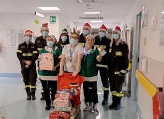Visita speciale in Pediatria: i Vigili del Fuoco e ABIO portano doni ai piccoli pazienti