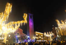 Varenna. Grande successo per la festa di Capodanno in piazza Capodanno 2026 Varenna