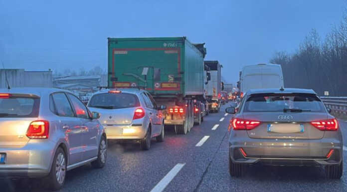 Nuovo giorno e nuova Odissea sulla Statale 36 per i lavori all’altezza di Suello