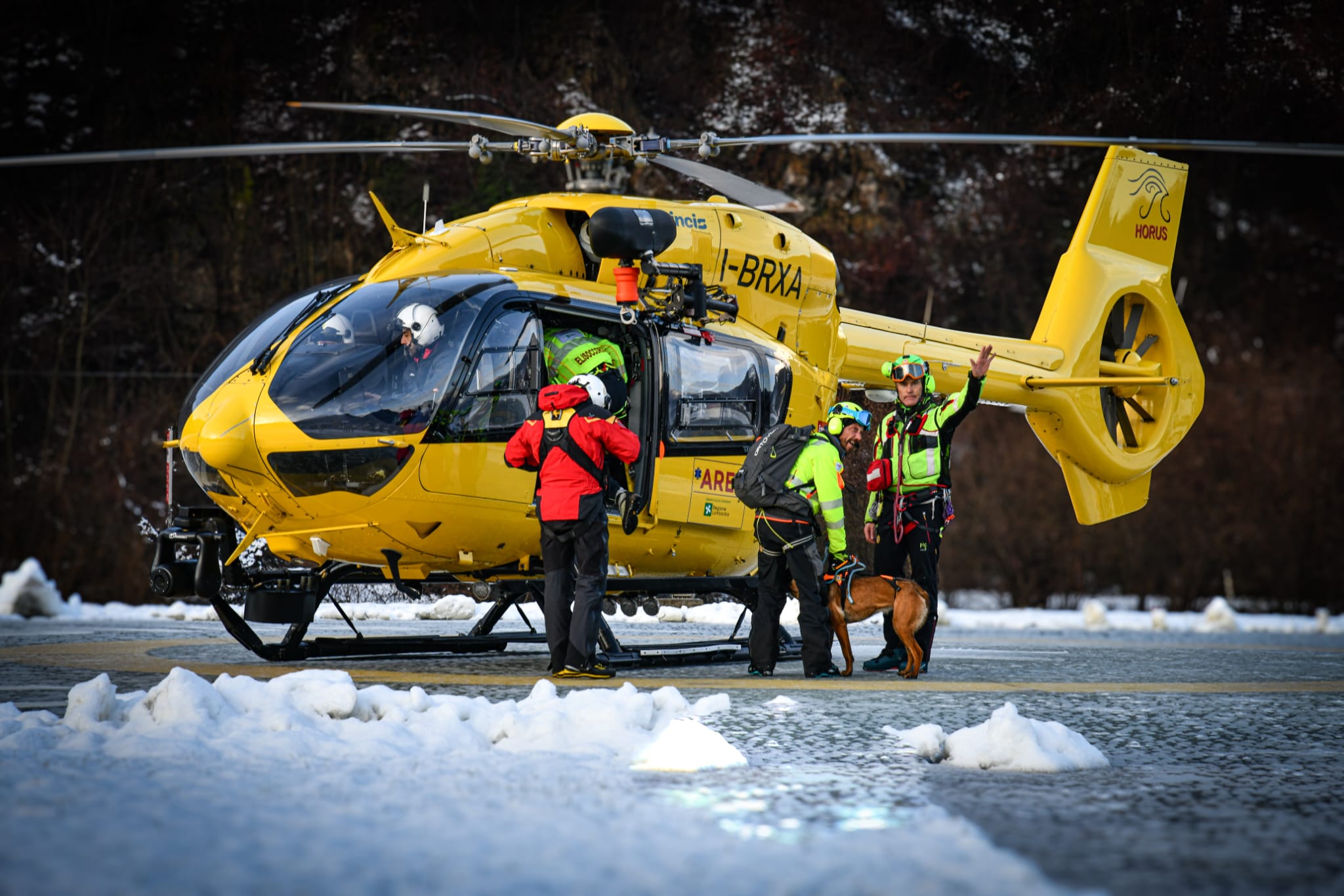 L'elisoccorso di Sondrio che ha effettuato il sorvolo questa mattina