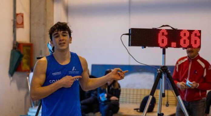 Record italiano per Lucio Arienti (Unione podistica Missaglia) al 6° Trofeo del litorale Costa degli Etruschi