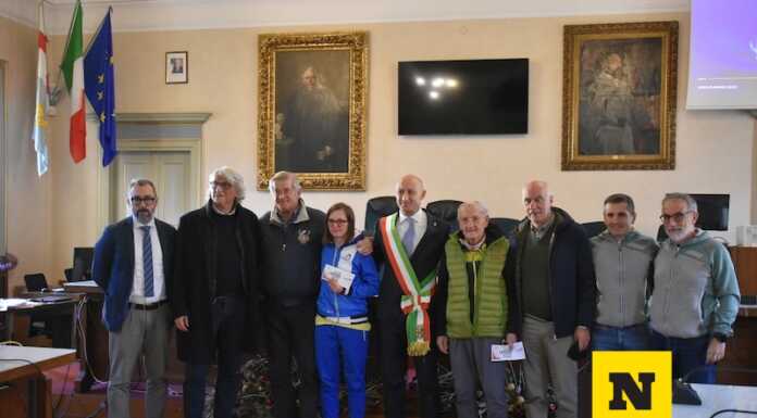 Fiamma Olimpica a Lecco: presentati i tedofori Guerrera, Aondio e Cariboni Presentazione tappa fiamma olimpica 26-01-26
