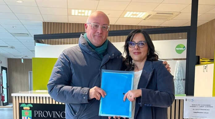 Elezioni provinciali, Hofmann deposita la candidatura. Sostegno da 280 amministratori