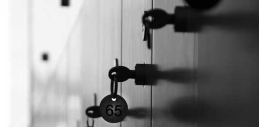 Mandello. Presto lockers per turisti (e non solo) in piazza Garibaldi lockers