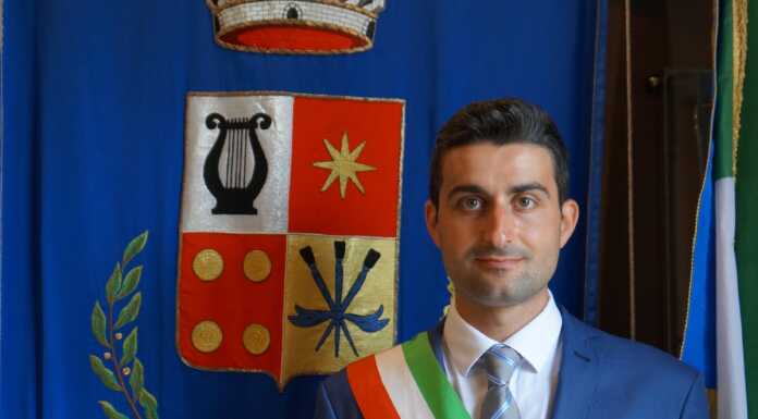 I dati demografici del 2025, a Bosisio Parini 11 nuovi nati e 21 matrimoni. Il sindaco: “Non solo numeri, ma storie di vita” Il sindaco di Bosisio Parini, Paolo Gilardi