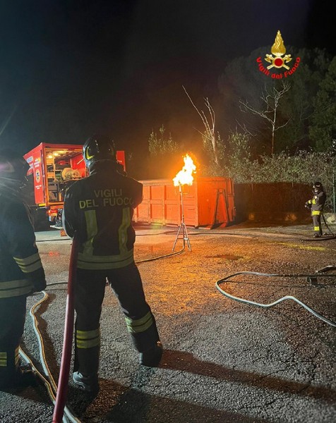 vigili-del-fuoco-valma-ditta-fuga-di-gas