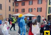 Grande partecipazione alla tradizionale sfilata di Carnevale a Mandello