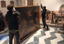 Maggianico, al via il restauro dell’Adorazione dei Pastori grazie alla raccolta fondi della comunità Maggianico tela pastori restauro (1)