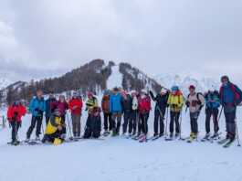Sicurezza in montagna: UOEI Lecco guida i partecipanti con Artva, pala e sonda