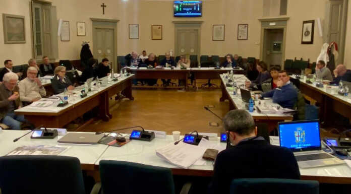 Dopo sei giorni di sedute approvato il PGT: “Regole per una città che cresce”