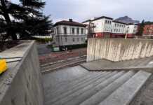 Piccola, avanti con i lavori: completata la scala verso il Politecnico La Piccola area esterna febbraio 2026