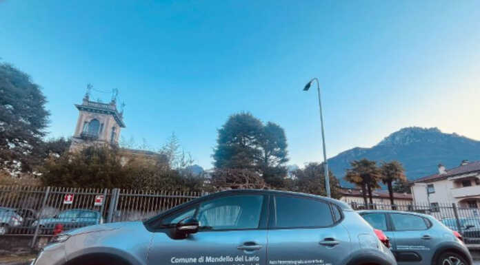 Mandello. Due nuove auto per i servizi sociali: più assistenza sul territorio servizi-sociali-mandello-auto