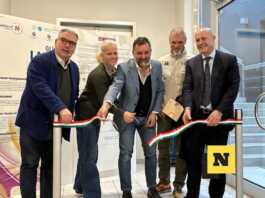 Atleti olimpici lariani: inaugurata la mostra in Camera di Commercio Taglio nastro mostra atleti olimpici lariani 4-02-26