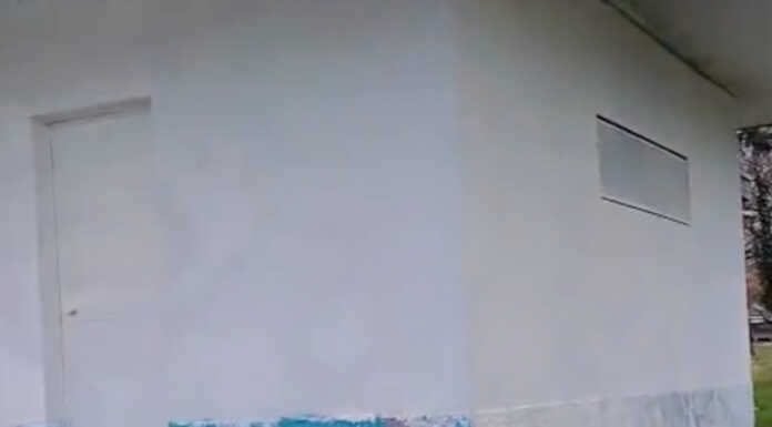 Valmadrera. Vandalo ricopre con vernice bianca le opere di street art in piazza Mercato